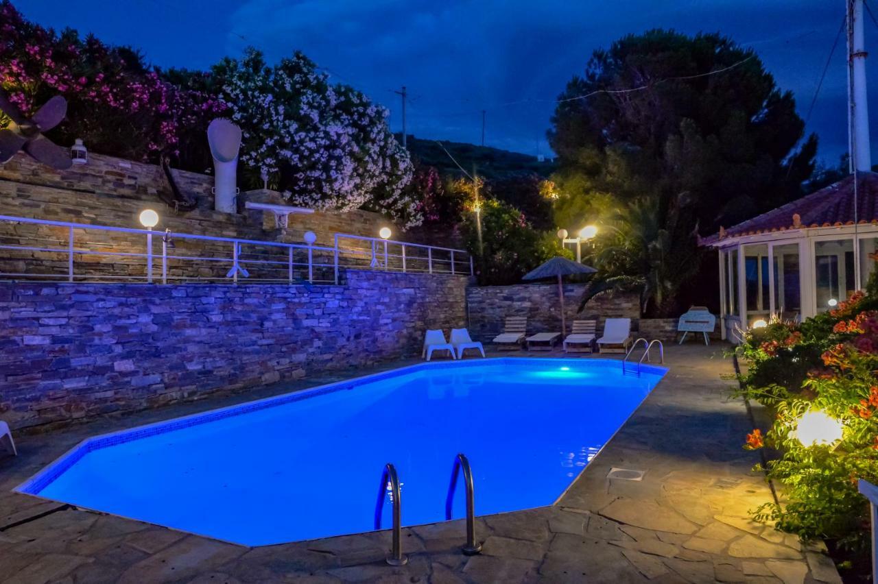 Kymothoi Rooms & Pool Bar Gavrio Exterior foto