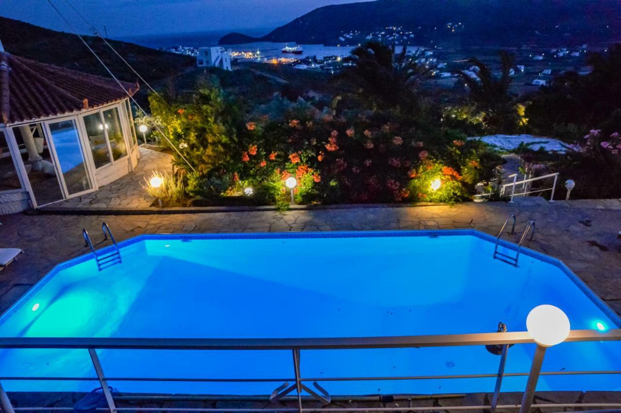 Kymothoi Rooms & Pool Bar Gavrio Exterior foto